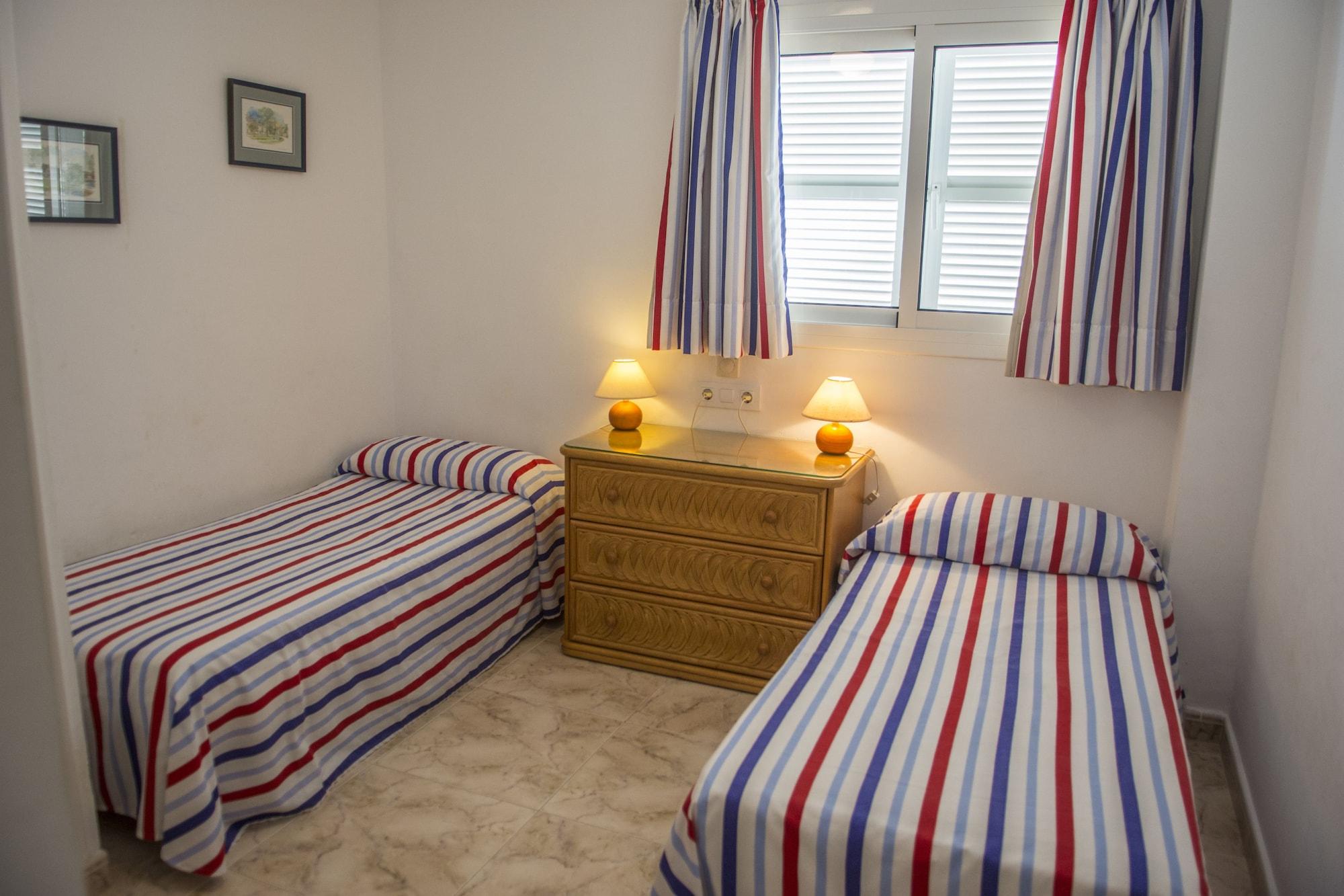 Hamilton Court Aparthotel Santo Tomas Ngoại thất bức ảnh