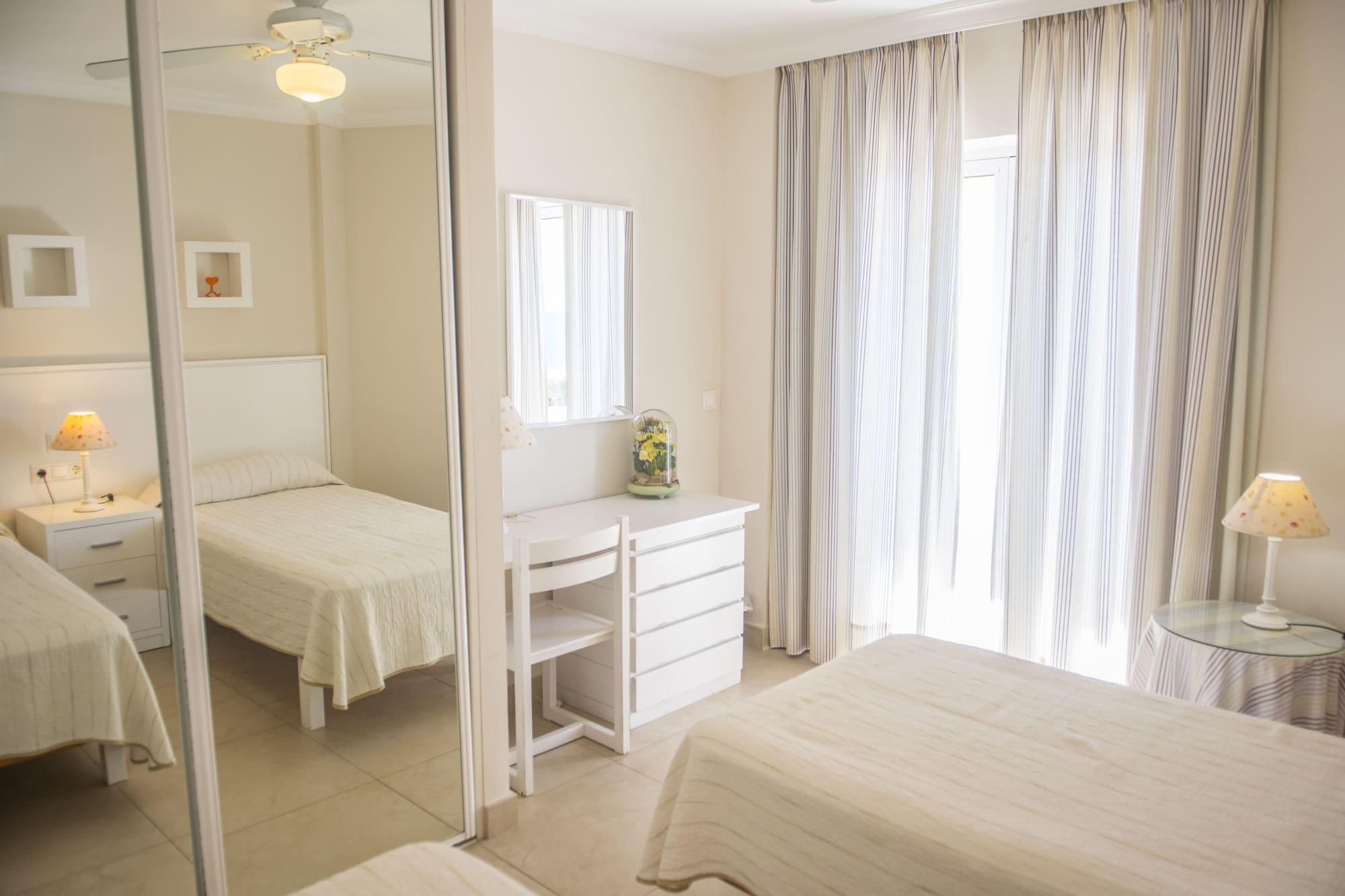 Hamilton Court Aparthotel Santo Tomas Ngoại thất bức ảnh
