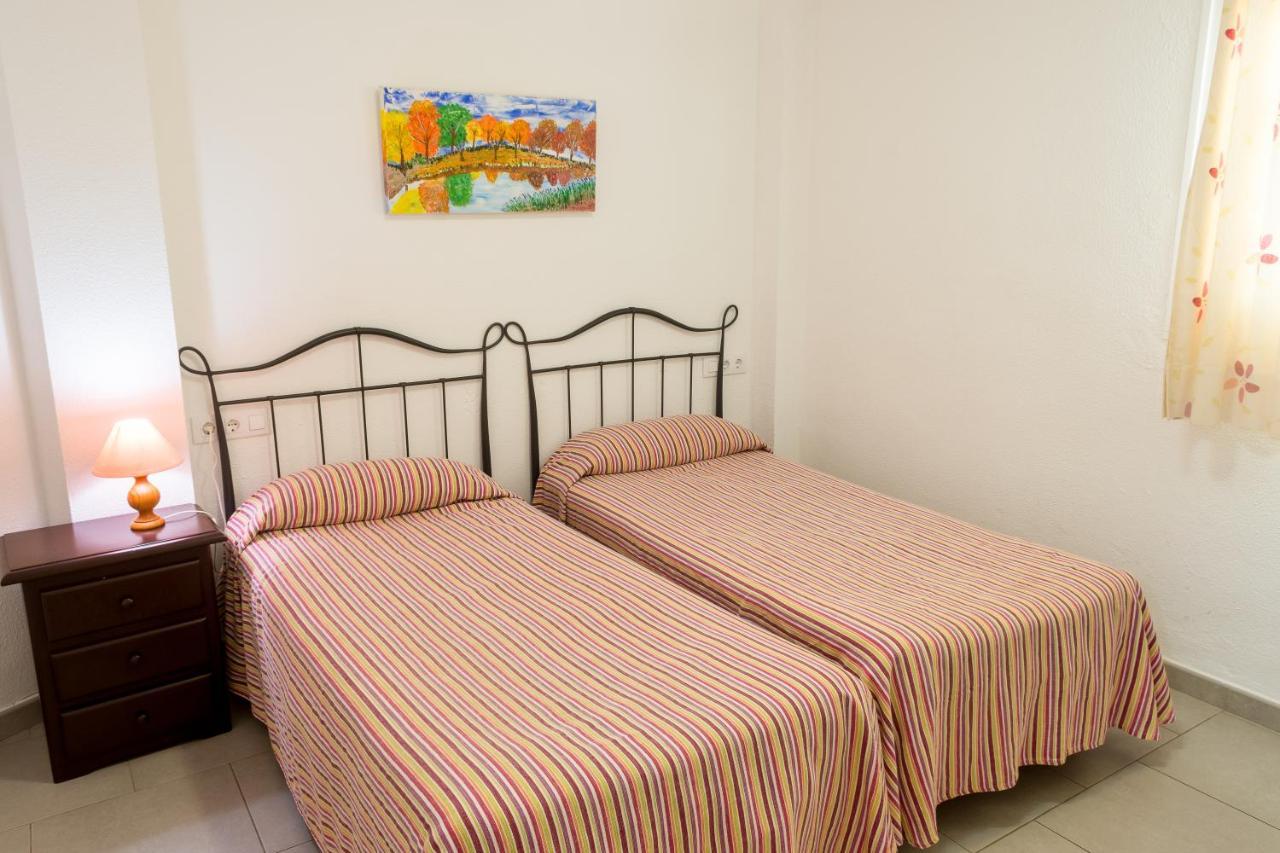 Hamilton Court Aparthotel Santo Tomas Ngoại thất bức ảnh
