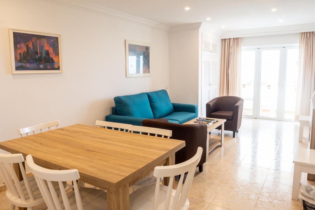 Hamilton Court Aparthotel Santo Tomas Ngoại thất bức ảnh